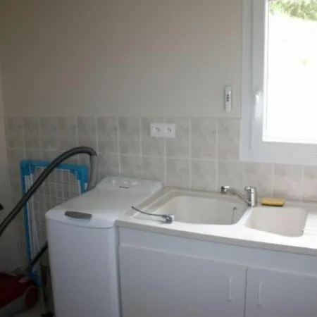 Moderne Avec Accès Indépendant, Proche Centre-ville Et Thermes, Terrasse Et équipements Inclus - Fr-1-589-57 Contrexéville