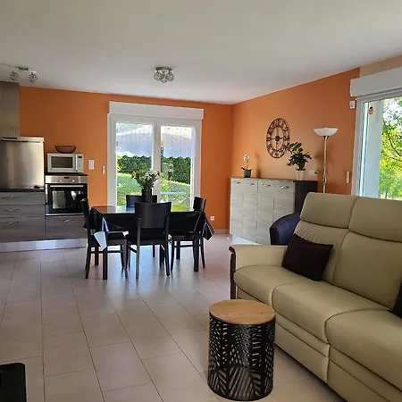 Moderne Avec Acces Independant, Proche Centre-ville Et Thermes, Terrasse Et Equipements Inclus - Fr-1-589-57